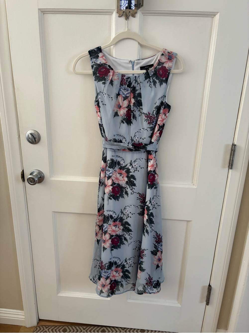 2 for $30 🌸R&K Light Blue Sleeveless Floral Midi Dress